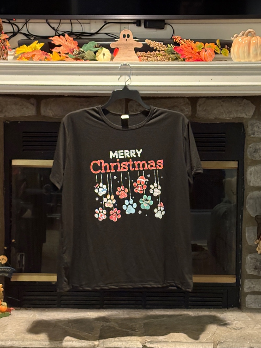 Merry Christmas Paw Print Tee - Black